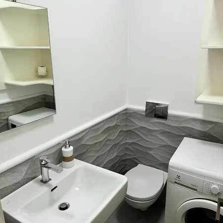 Diamanta Tirana
