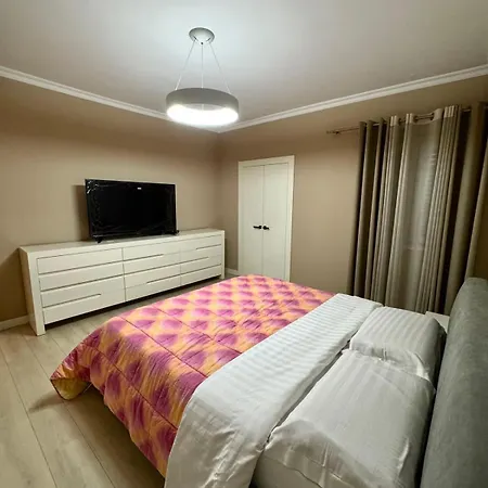 Diamanta Apartment